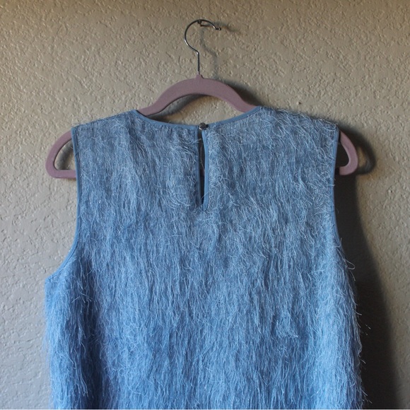 Vince Camuto Blue Fuzzy Top - Picture 3 of 4
